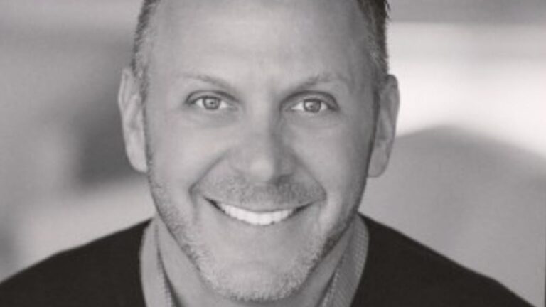 Loren Ruch