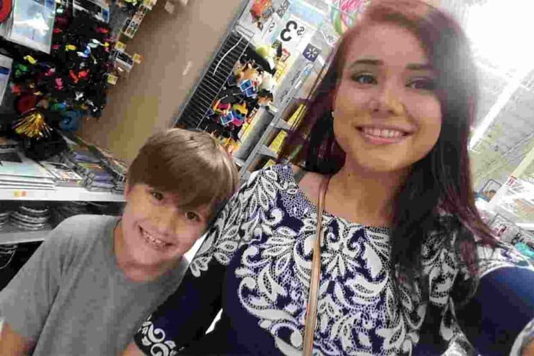 Whitney Purvis and her son photo (facebook)