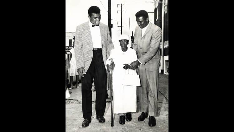 Rahaman Ali with his mother and brother